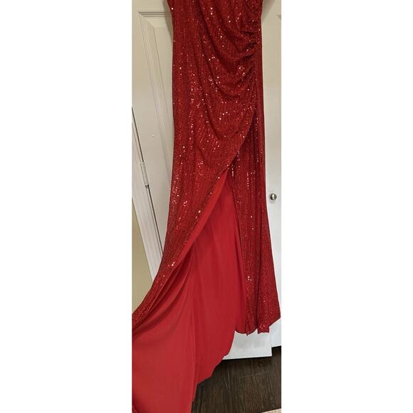 Faeriesty Red Off Shoulder Sequin Gown Women Sz M Formal Prom Birthday NYE Dress - Picture 2 of 10